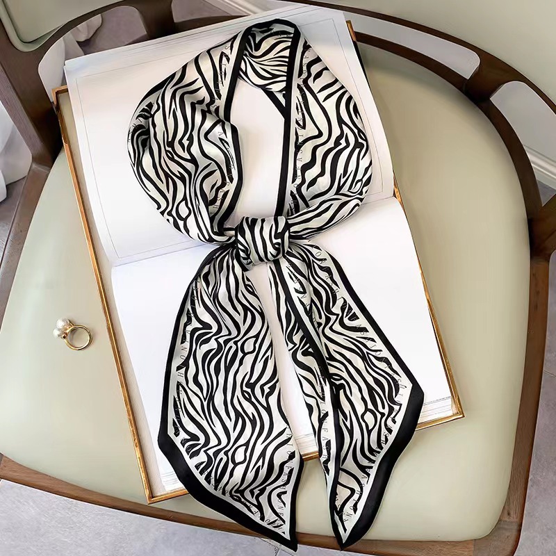 Luxury Bags Trending - Luxe Zebra Print Zijden Vierkante Sjaal