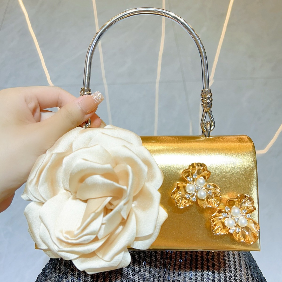 Luxury Bags White - Luxe Gouden 3D Bloem Clutch Bag