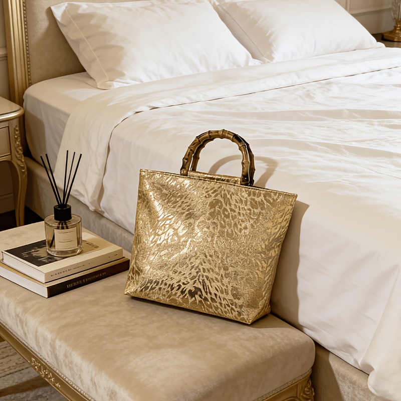 Xl Luxury Bags - Lichte luxe metallic gouden jacquard bladmotief