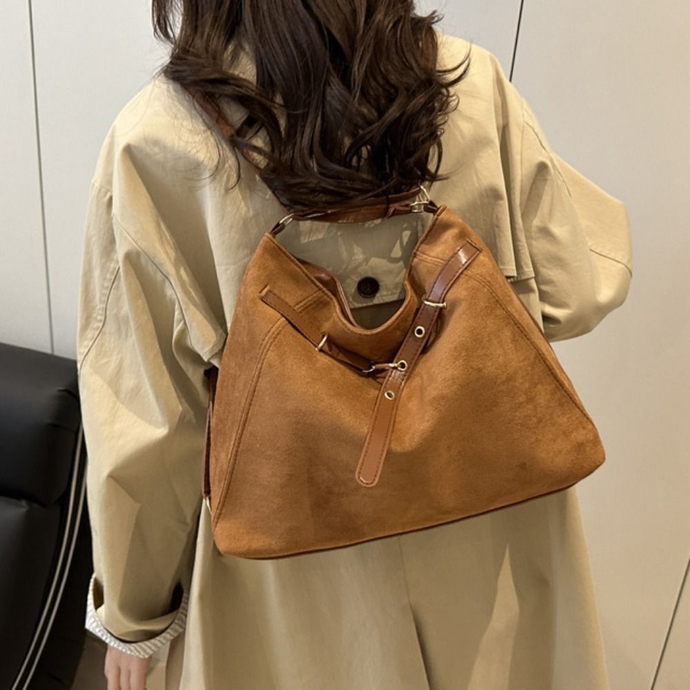 Bucket Bag Suede - Trendy grote suède tas met veel