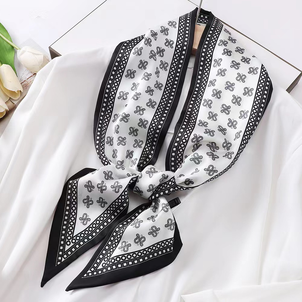 Luxe Zebra Print Zijden Vierka - Luxury Bags Trending recensie en prijs