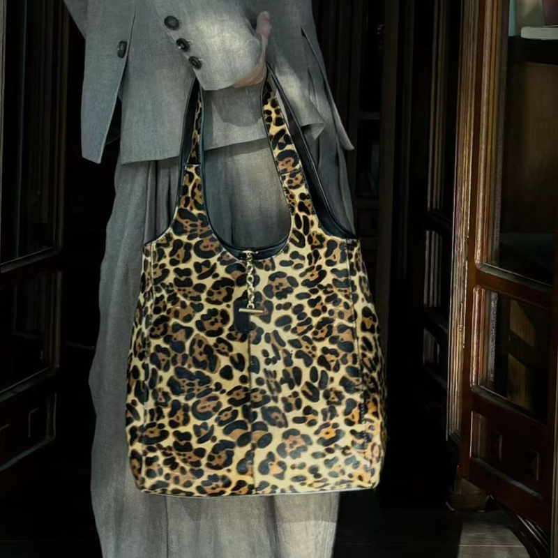 Leren emmertassen voor dames L - Luxury Bags 2026 recensie en prijs