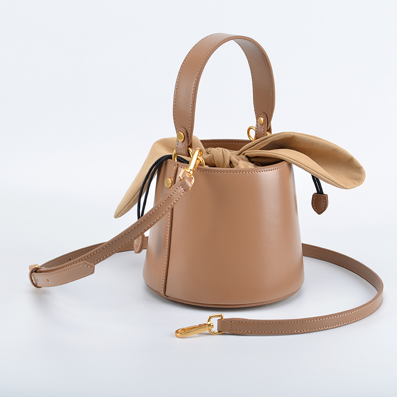 Konijnenoren Veelzijdige emmer - Bucket Bag Suede recensie en prijs