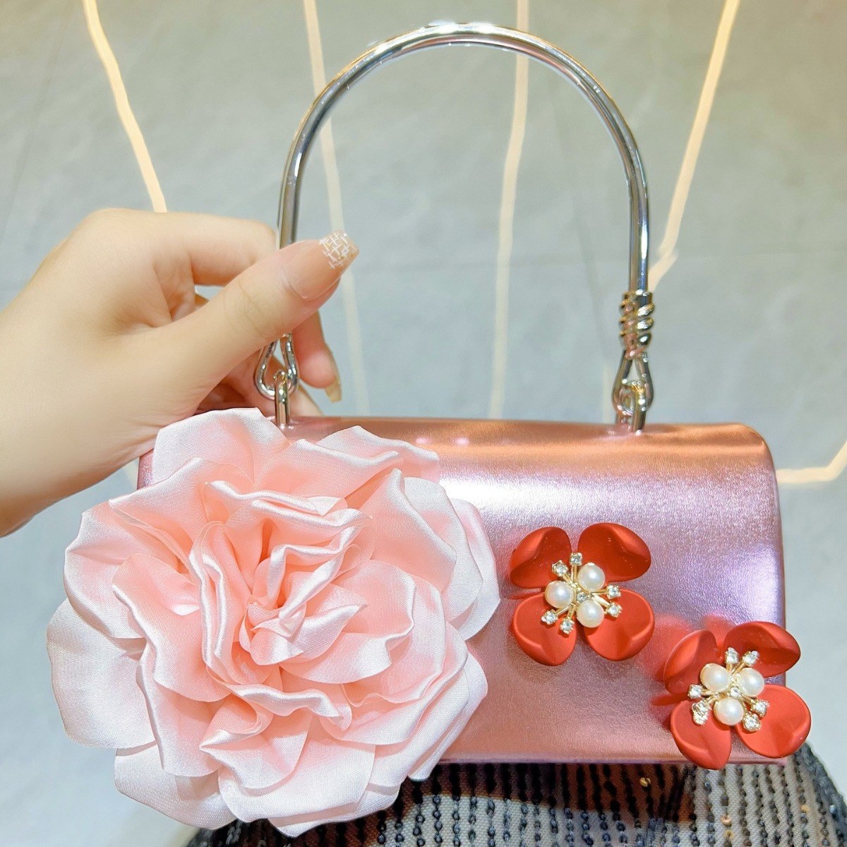 Luxe Gouden 3D Bloem Clutch Ba - Luxury Bags White recensie en prijs