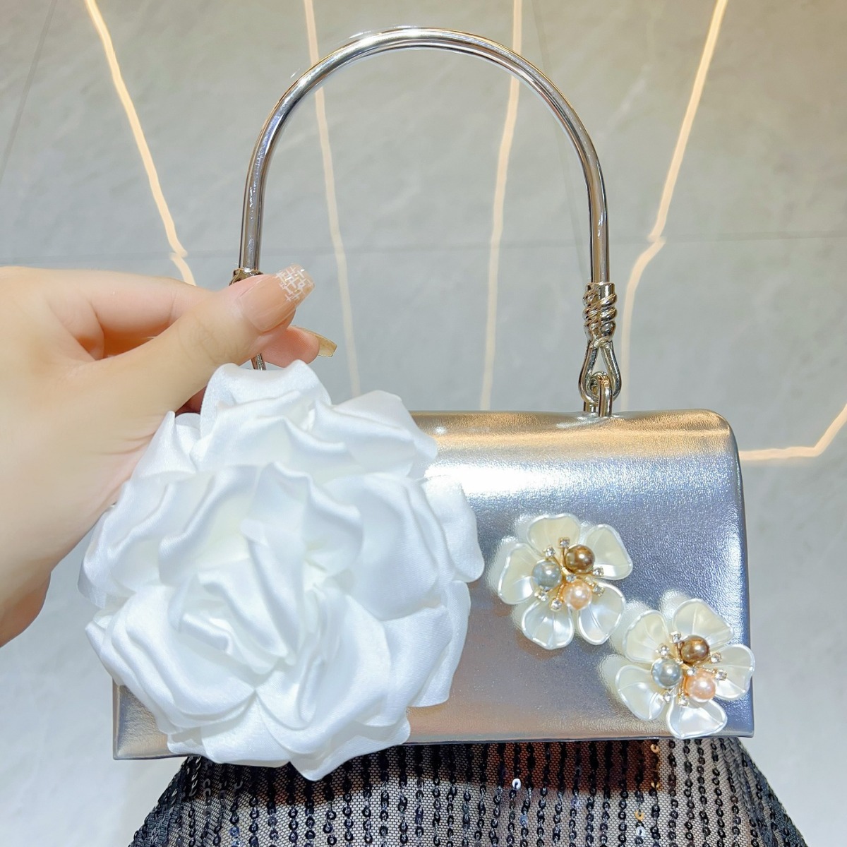 Luxe Gouden 3D Bloem Clutch Ba - Luxury Bags White recensie en prijs