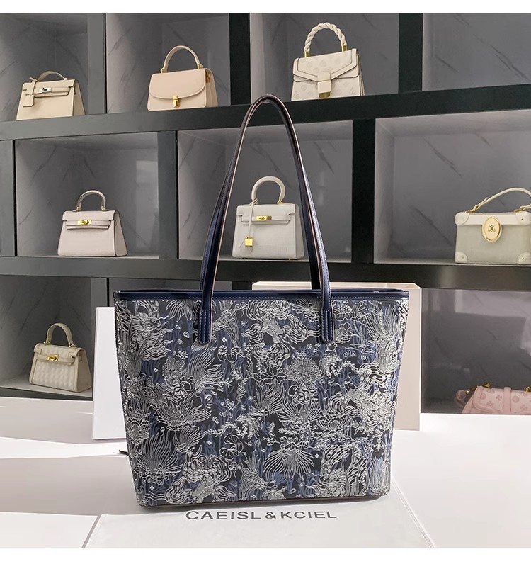 Grote capaciteit blauwe kleur  - Bucket Bag Suede recensie en prijs