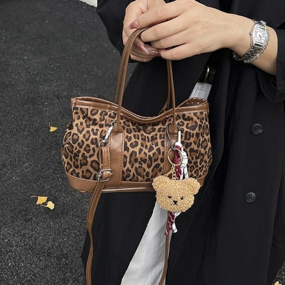 Retro crossbodytas met luipaar - Bucket Bag Suede recensie en prijs