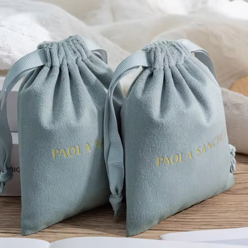 Op maat gemaakte luxe fluwelen - Luxury Bags Logo recensie en prijs