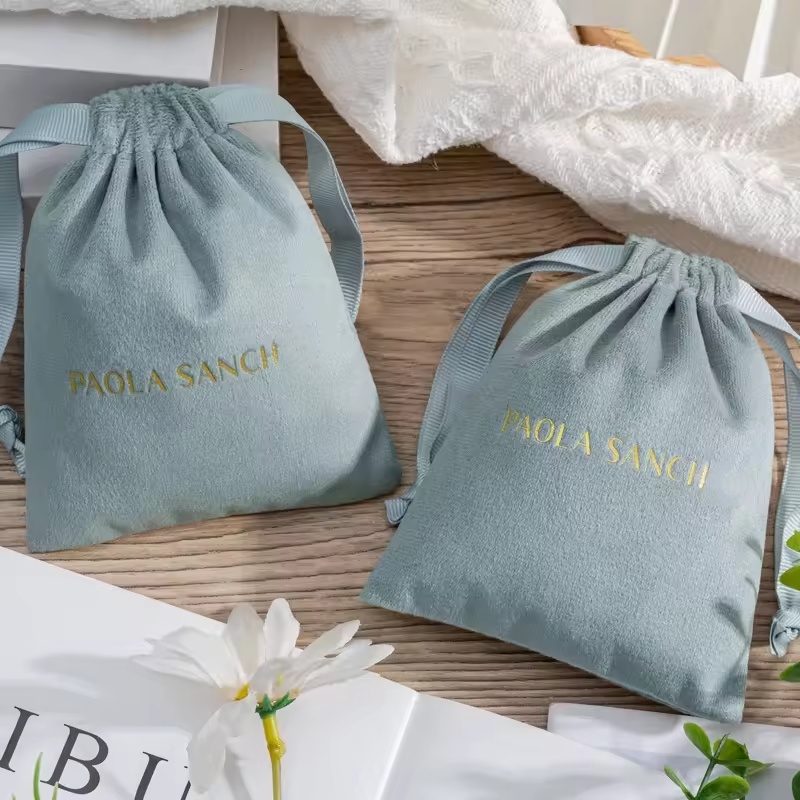 Op maat gemaakte luxe fluwelen - Luxury Bags Logo recensie en prijs