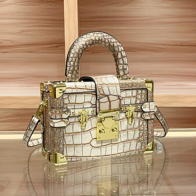 Modellen tas met letterlogo vo - Luxury Bags Logo recensie en prijs